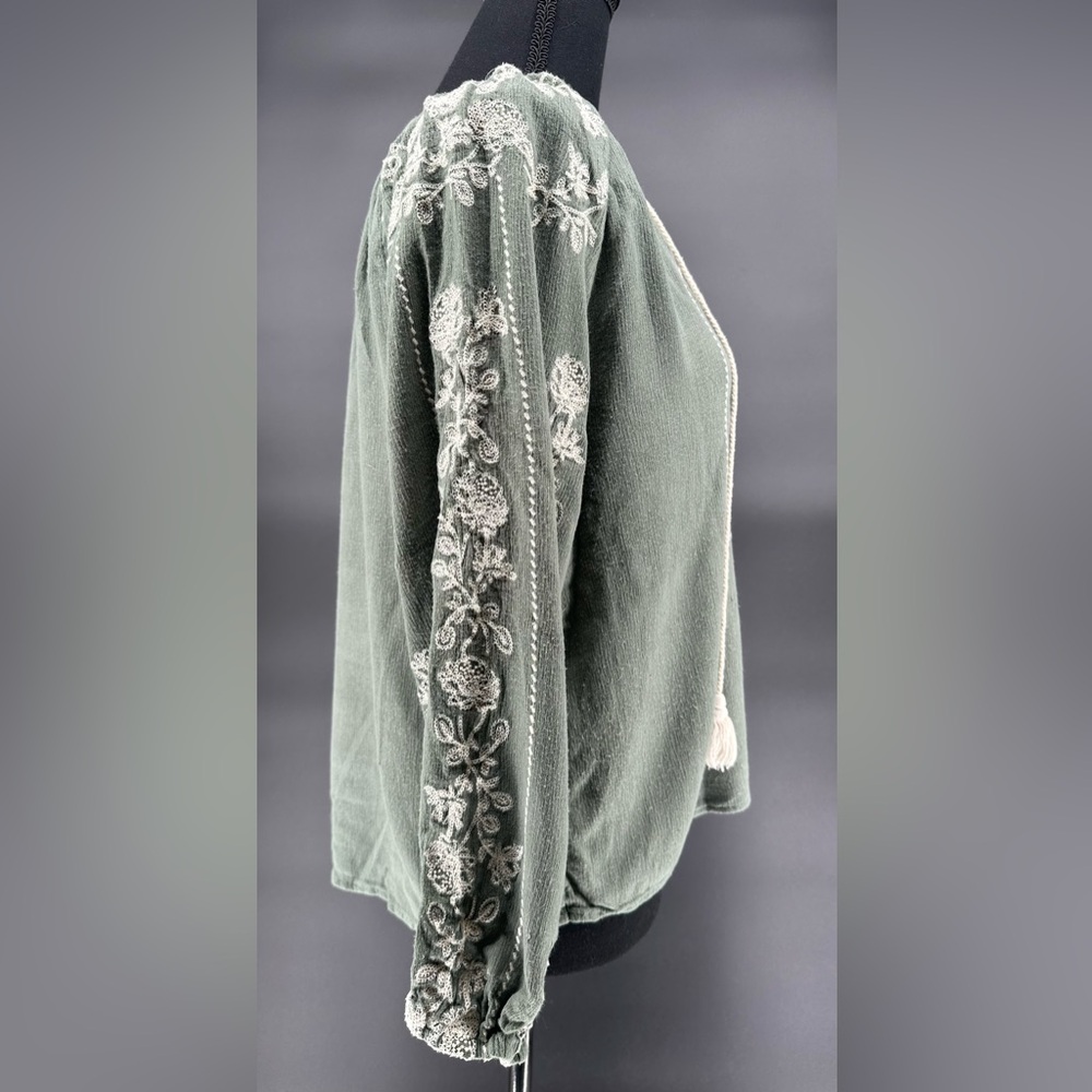 Miss Me Embroidered Green Blouse Size S - Picture 4 of 11